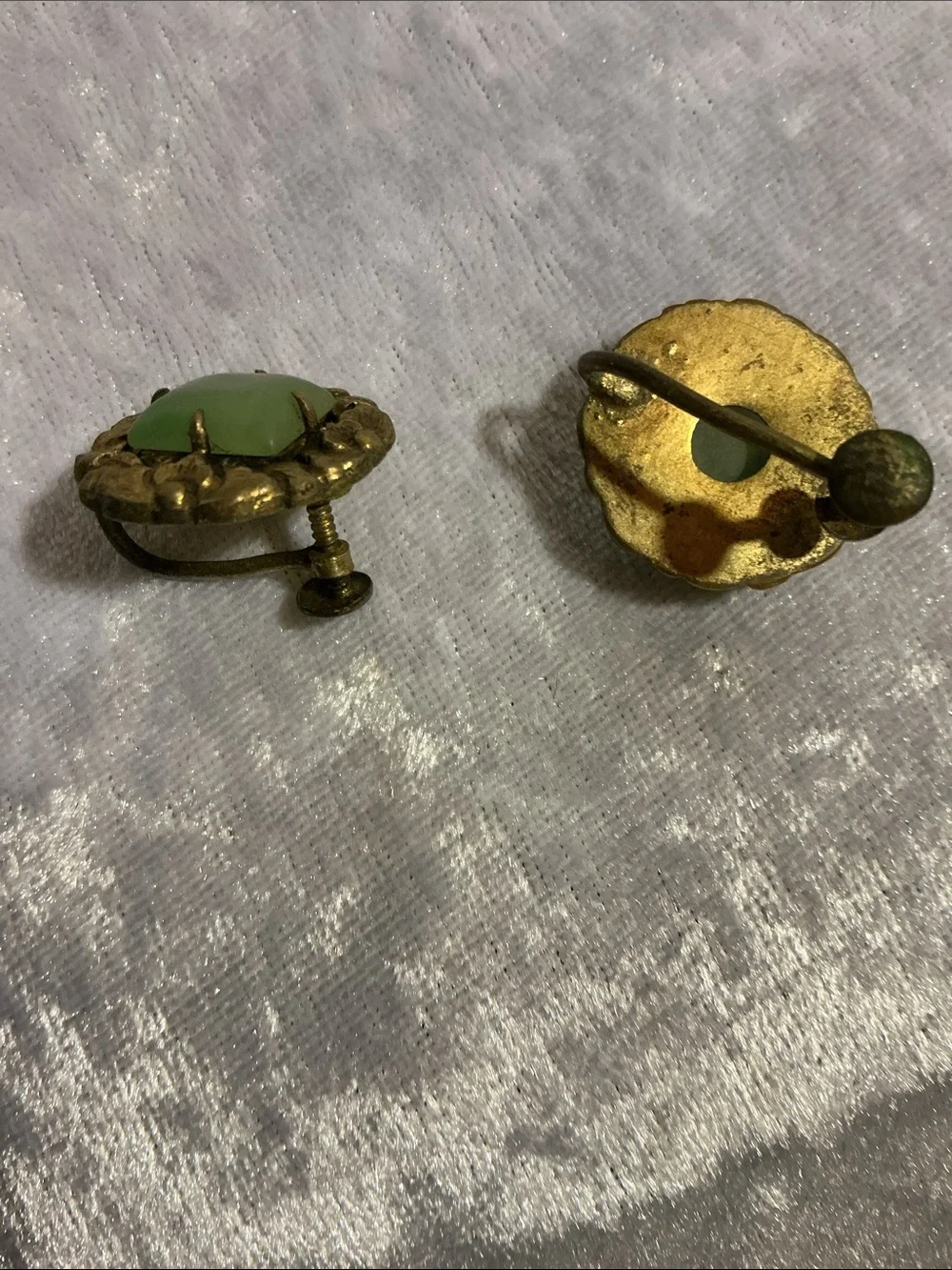 Vintage Green -Toned Screw-Back Green Cabochon Earrings